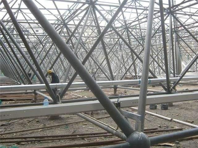 内蒙古盘点螺栓球网架对选材方面的4点要求